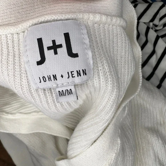 John + Jenn white ribbed long sleeve sweater M - Picture 2 of 4